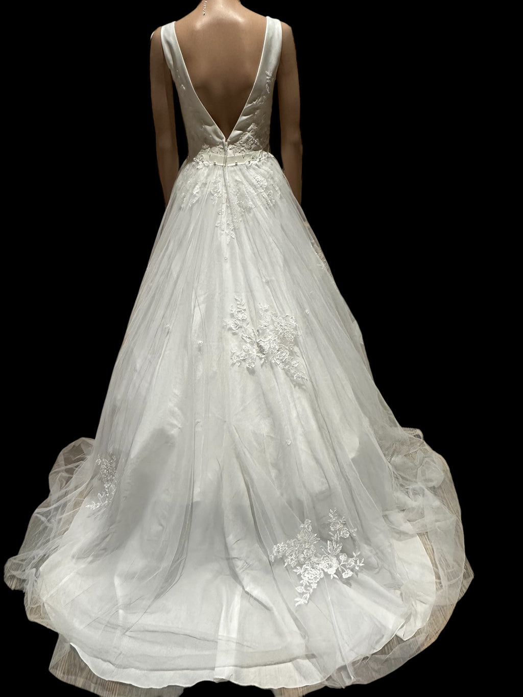 Mikado A-Line Wedding Gown with V-Neck and Crystal Belt/ SIZE 4
