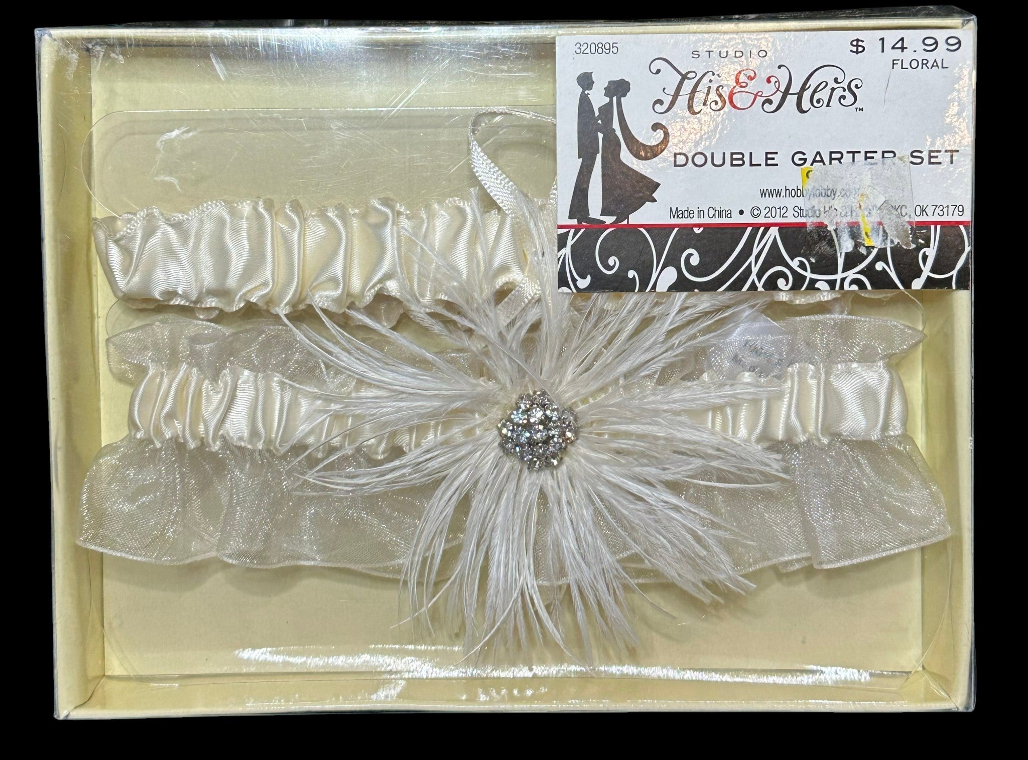 Vintage-Inspired Feather Bridal Garter Set