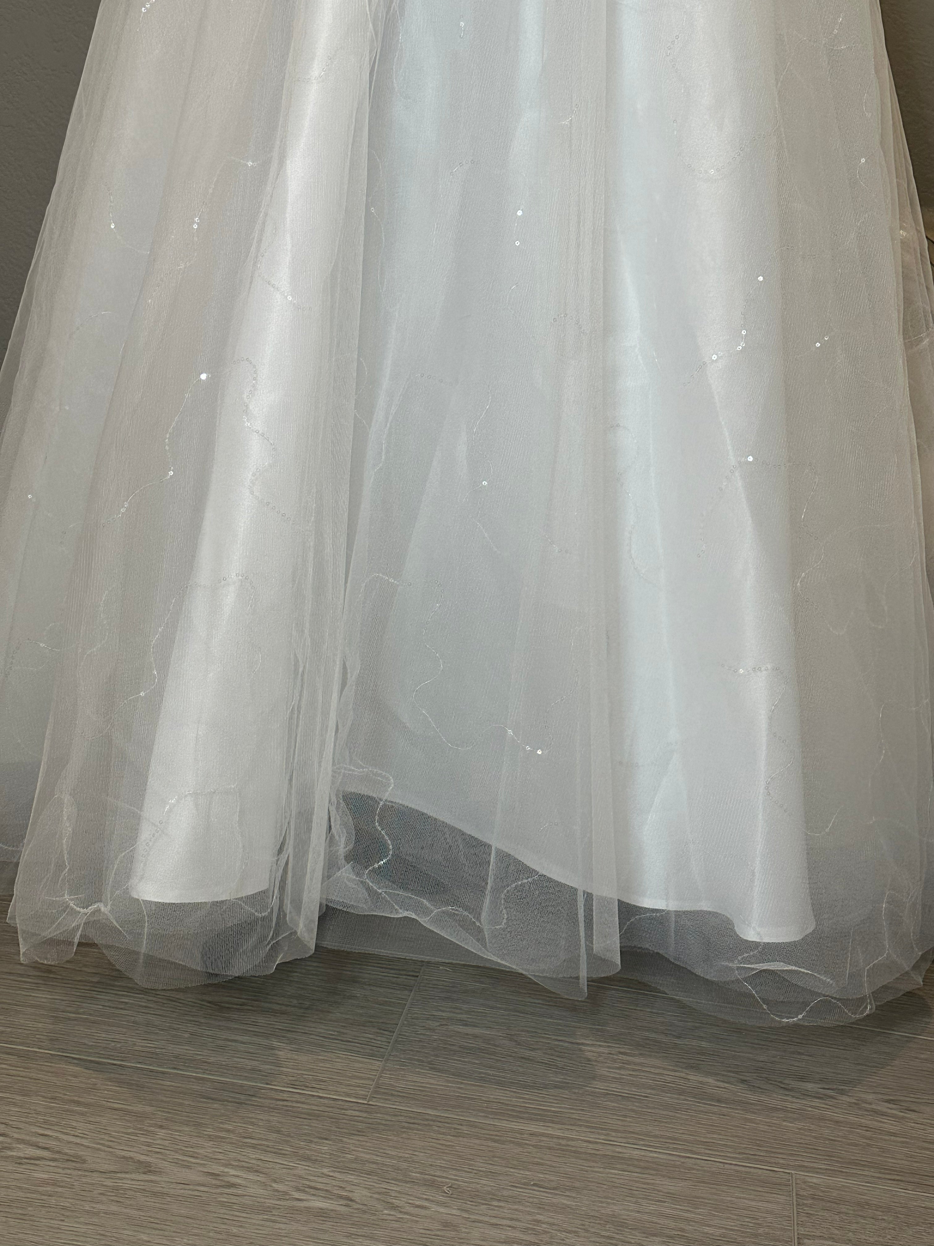 Park Bravo Tea-Length Wedding Dress – Lace Bodice, Illusion Neckline, Tulle Skirt- SIZE 18